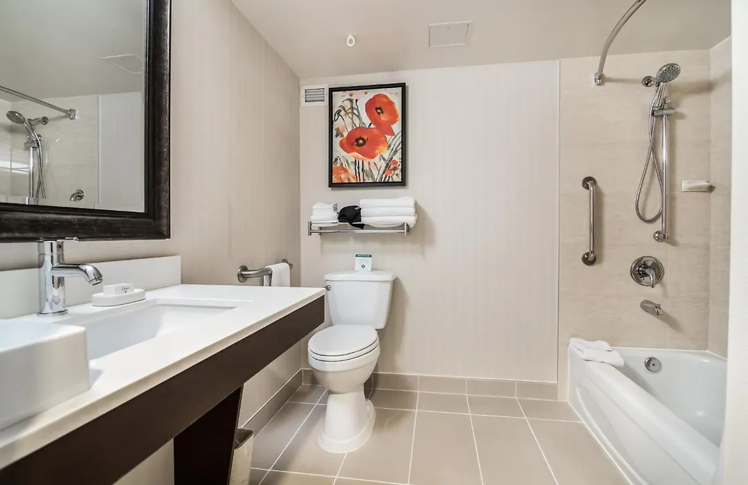 Holiday Inn Vancouver-Centre Broadway By Ihg-1